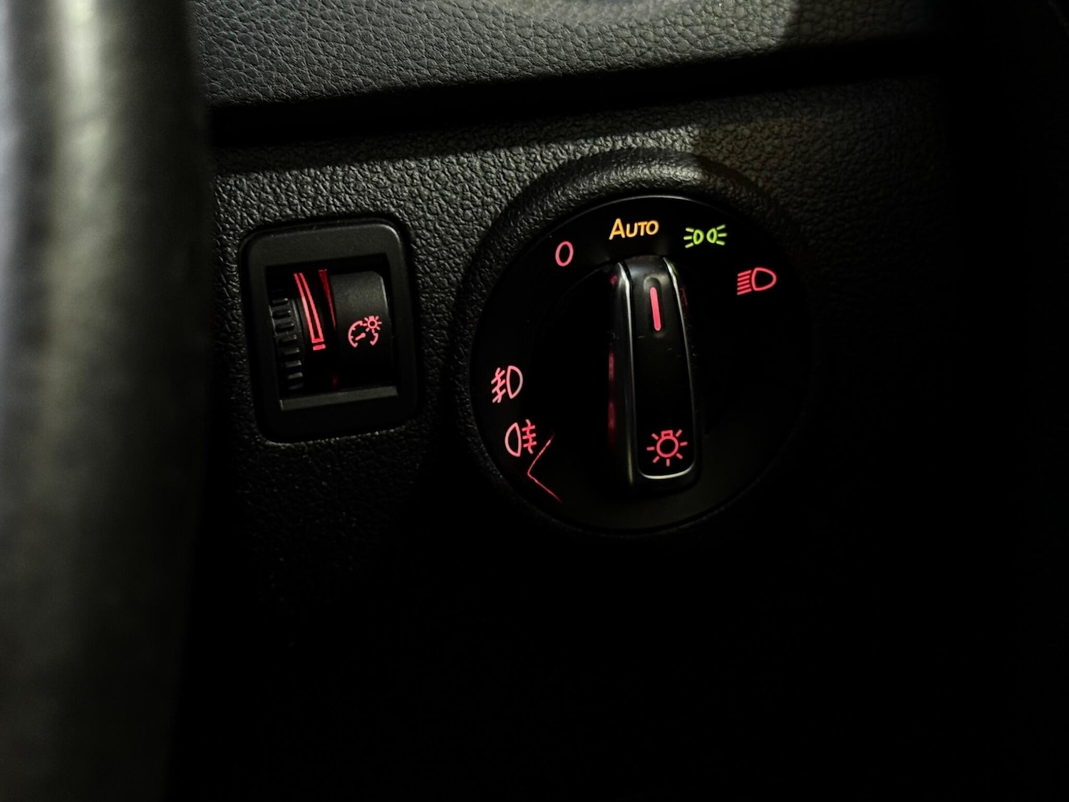 Used Volkswagen Tiguan 2013 for sale - 76153124: Photo 60