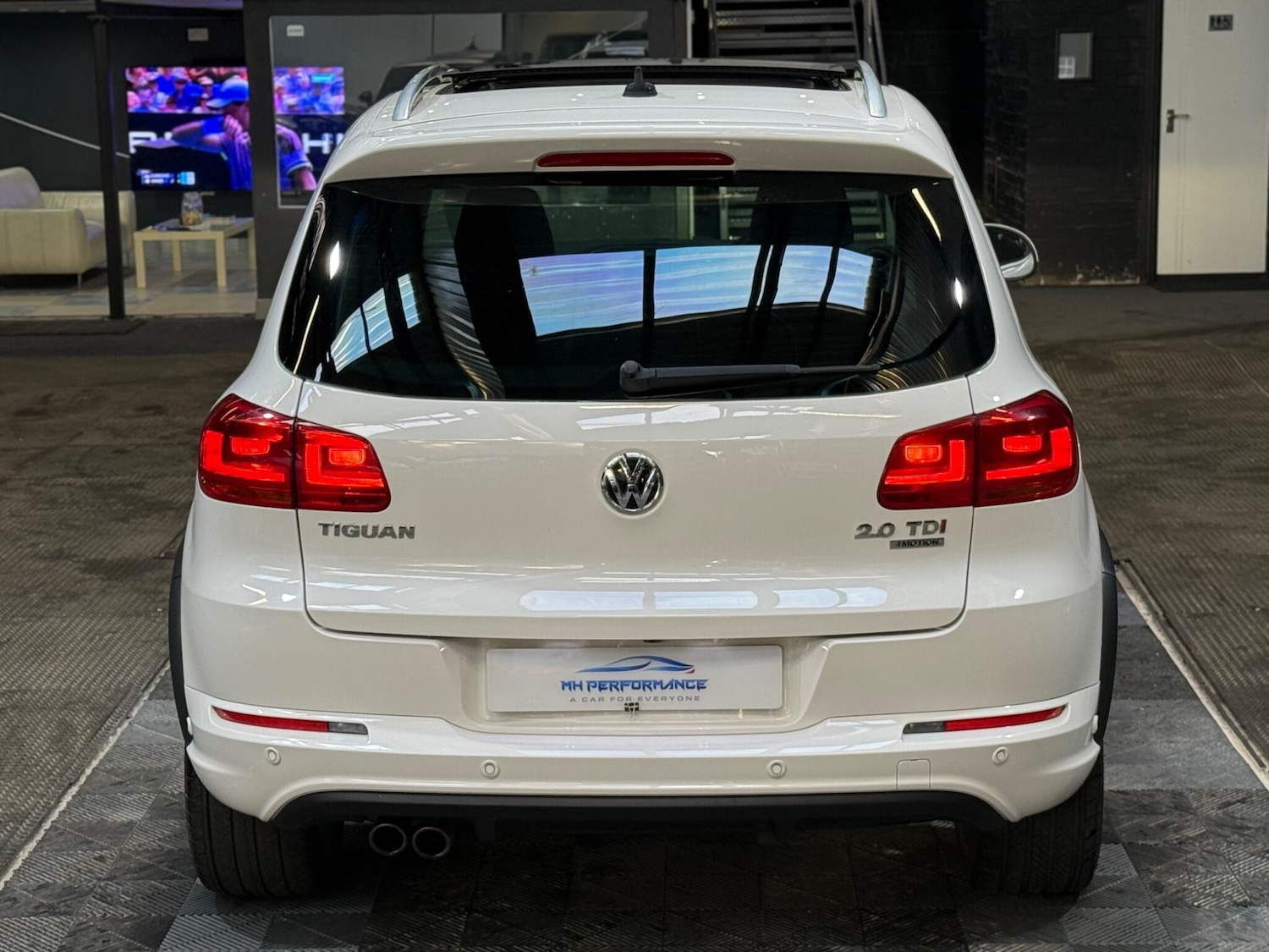 Used Volkswagen Tiguan 2013 for sale - 76153124: Photo 63