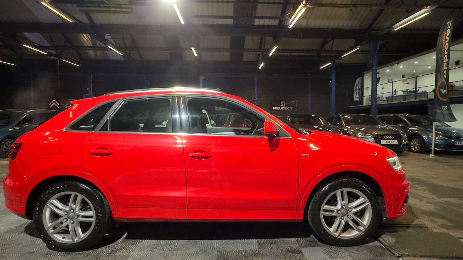 Used Audi Q3 2014 for sale - 76975799: Photo 12