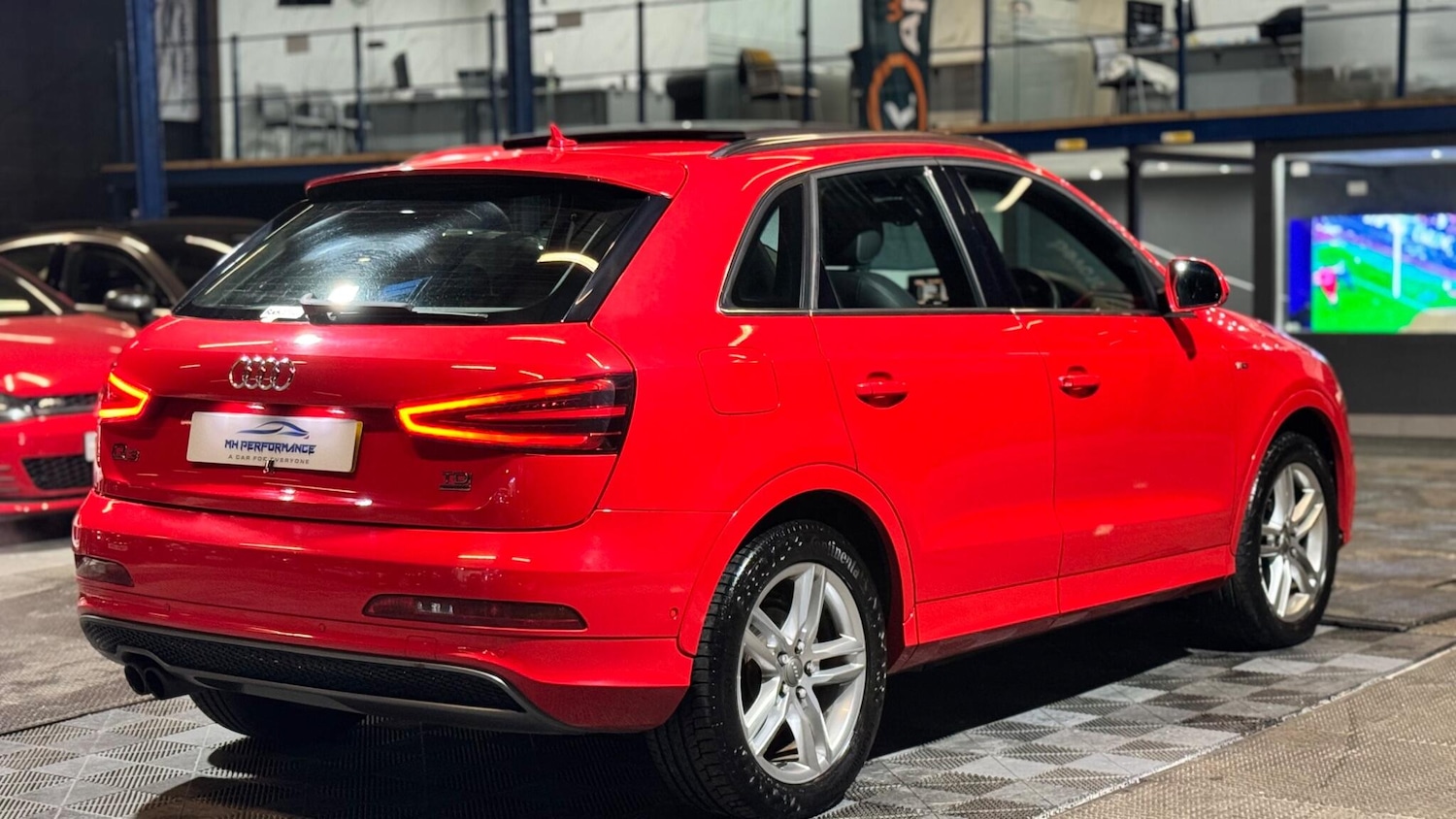 Used Audi Q3 2014 for sale - 76975799: Photo 20