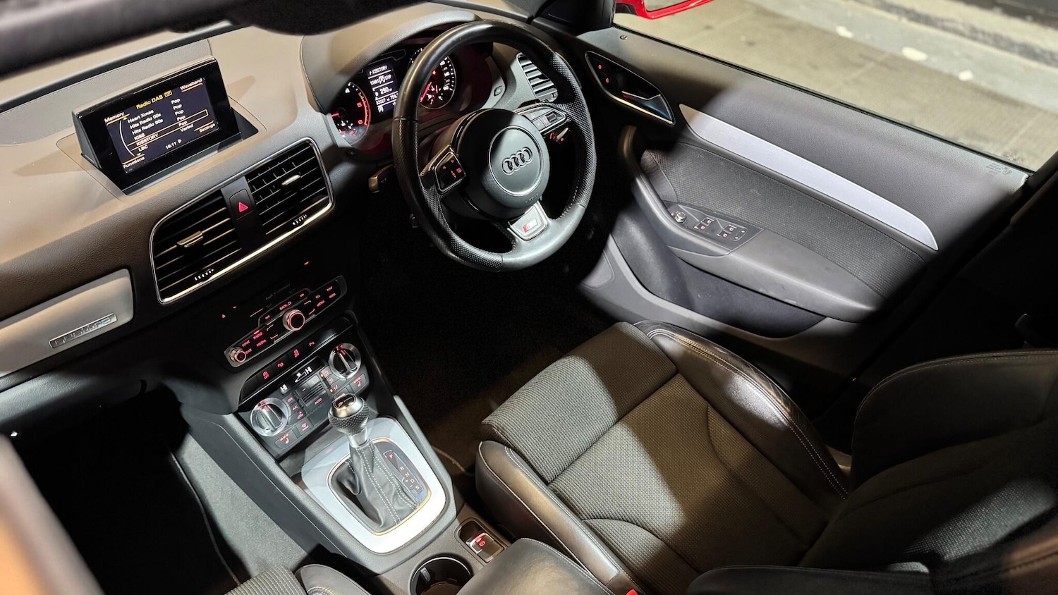 Used Audi Q3 2014 for sale - 76975799: Photo 29