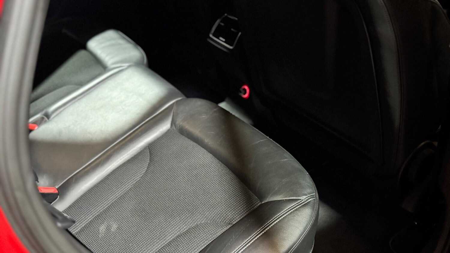 Used Audi Q3 2014 for sale - 76975799: Photo 43