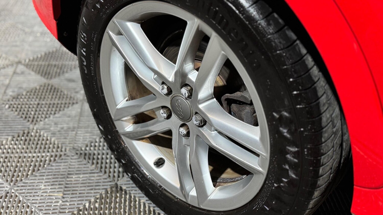 Used Audi Q3 2014 for sale - 76975799: Photo 51