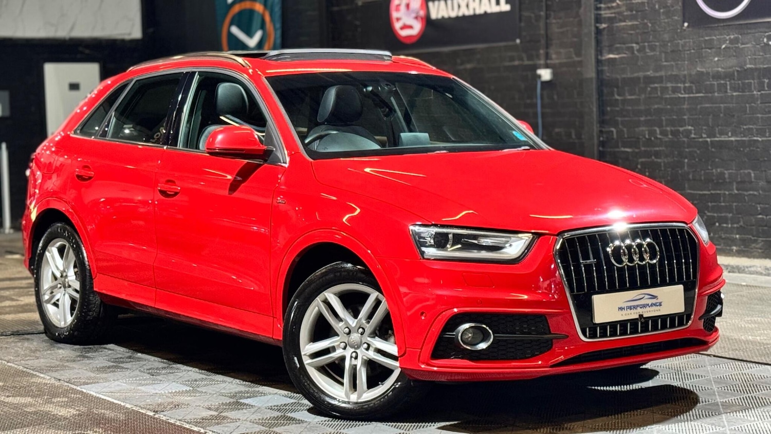 Used Audi Q3 2014 for sale - 76975799: Photo 65