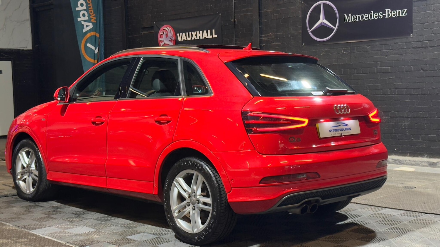 Used Audi Q3 2014 for sale - 76975799: Photo 8