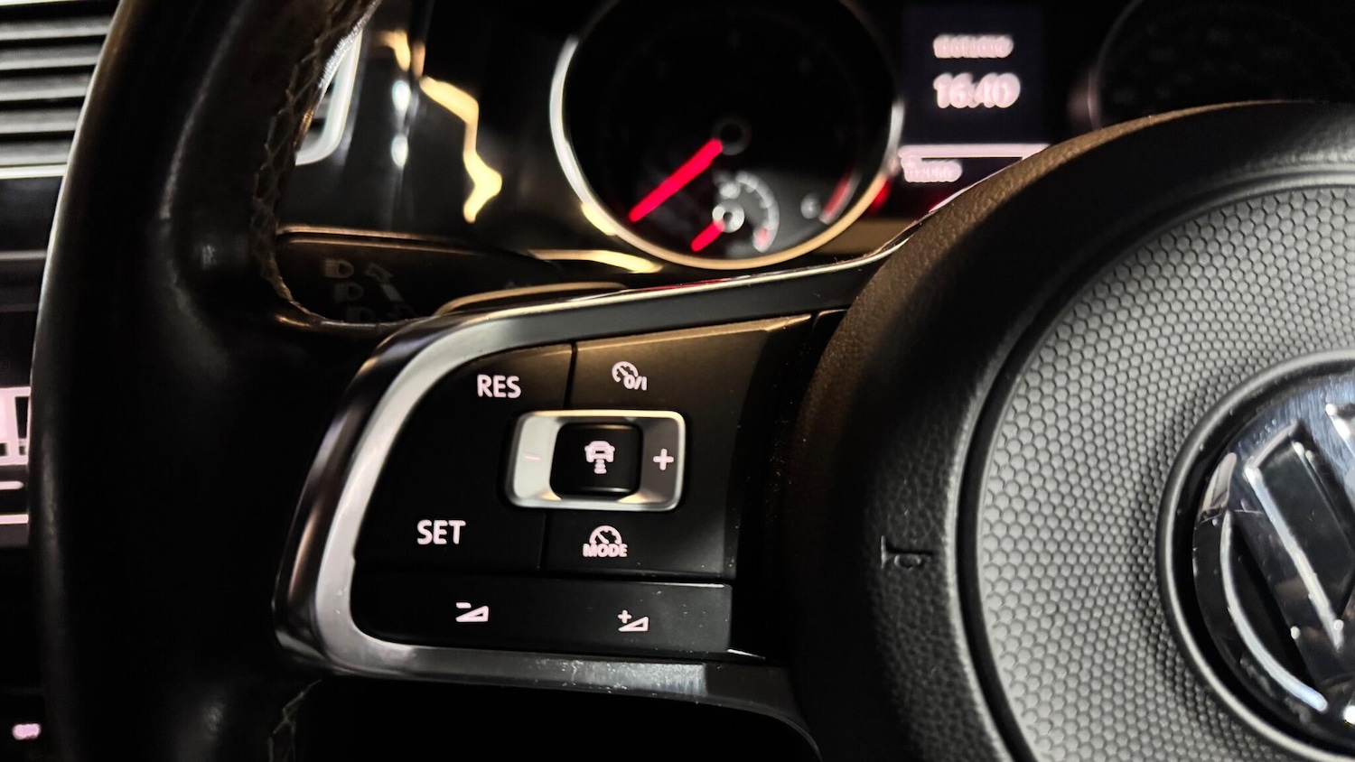 Used Volkswagen Golf 2016 for sale - 77191863: Photo 18