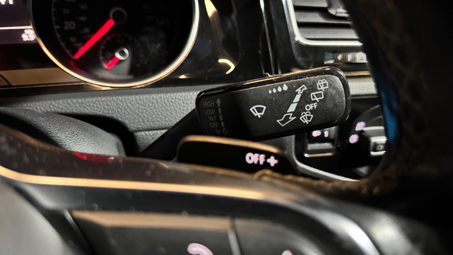 Used Volkswagen Golf 2016 for sale - 77191863: Photo 22