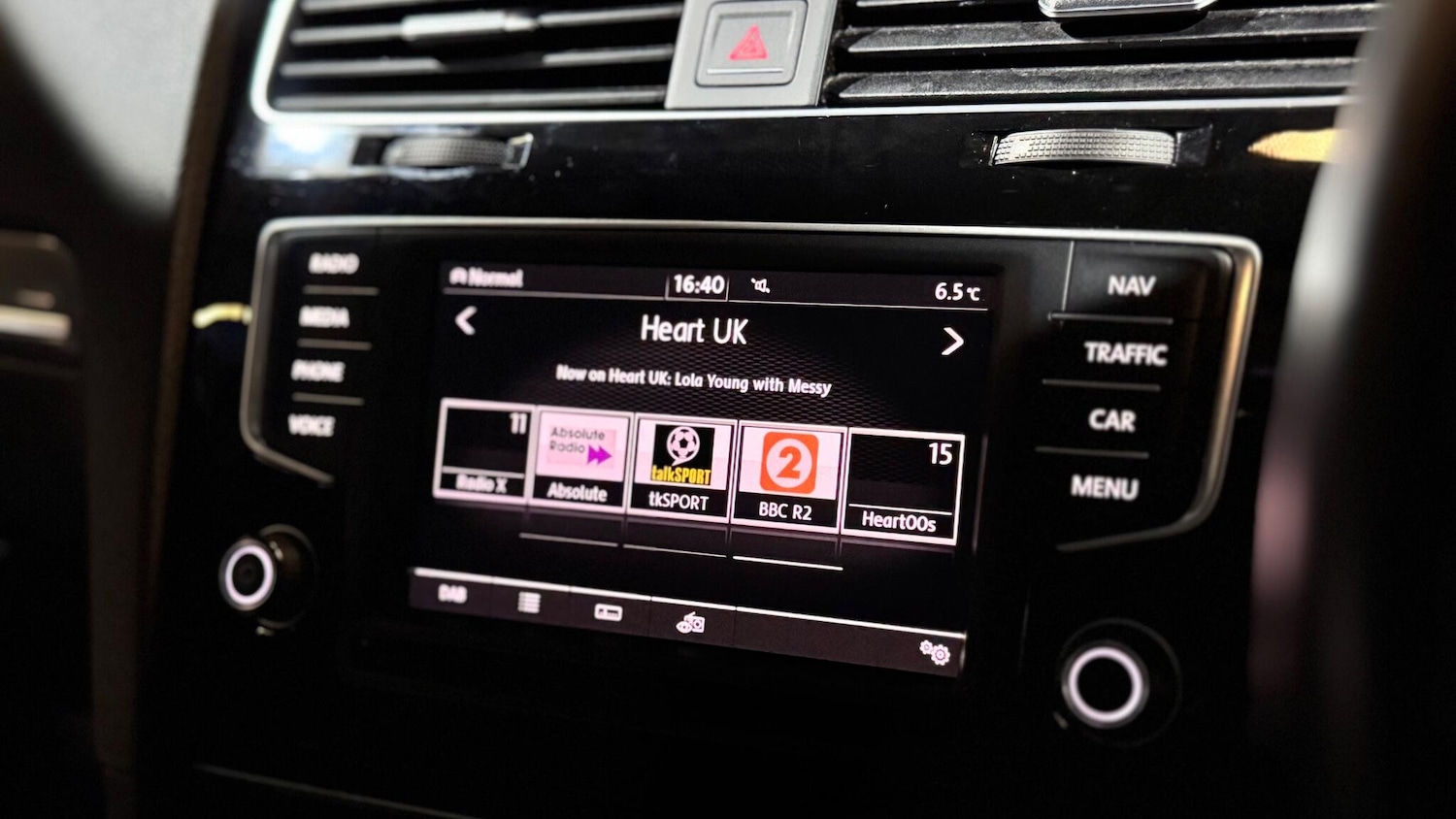 Used Volkswagen Golf 2016 for sale - 77191863: Photo 24