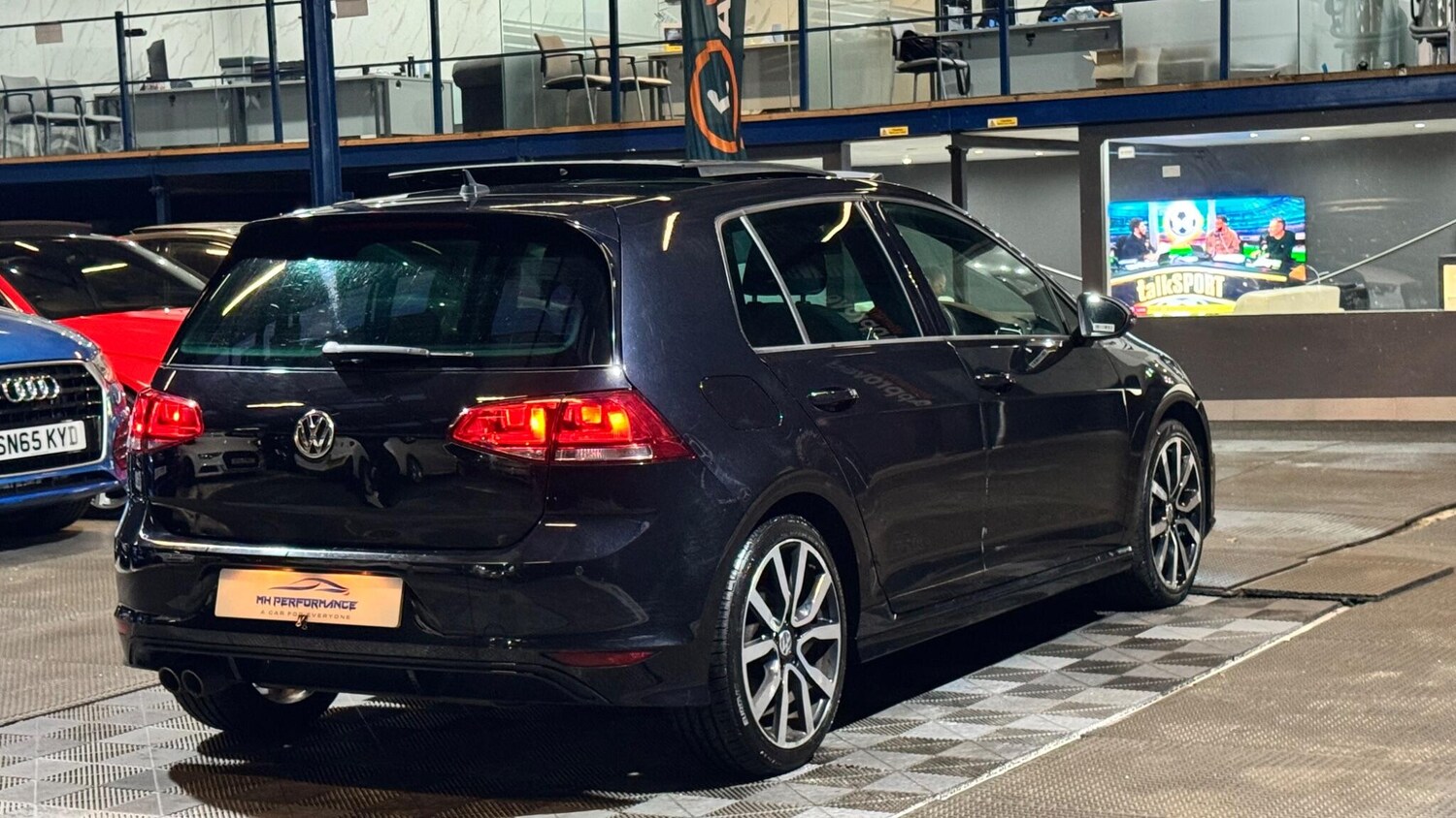 Used Volkswagen Golf 2016 for sale - 77191863: Photo 33