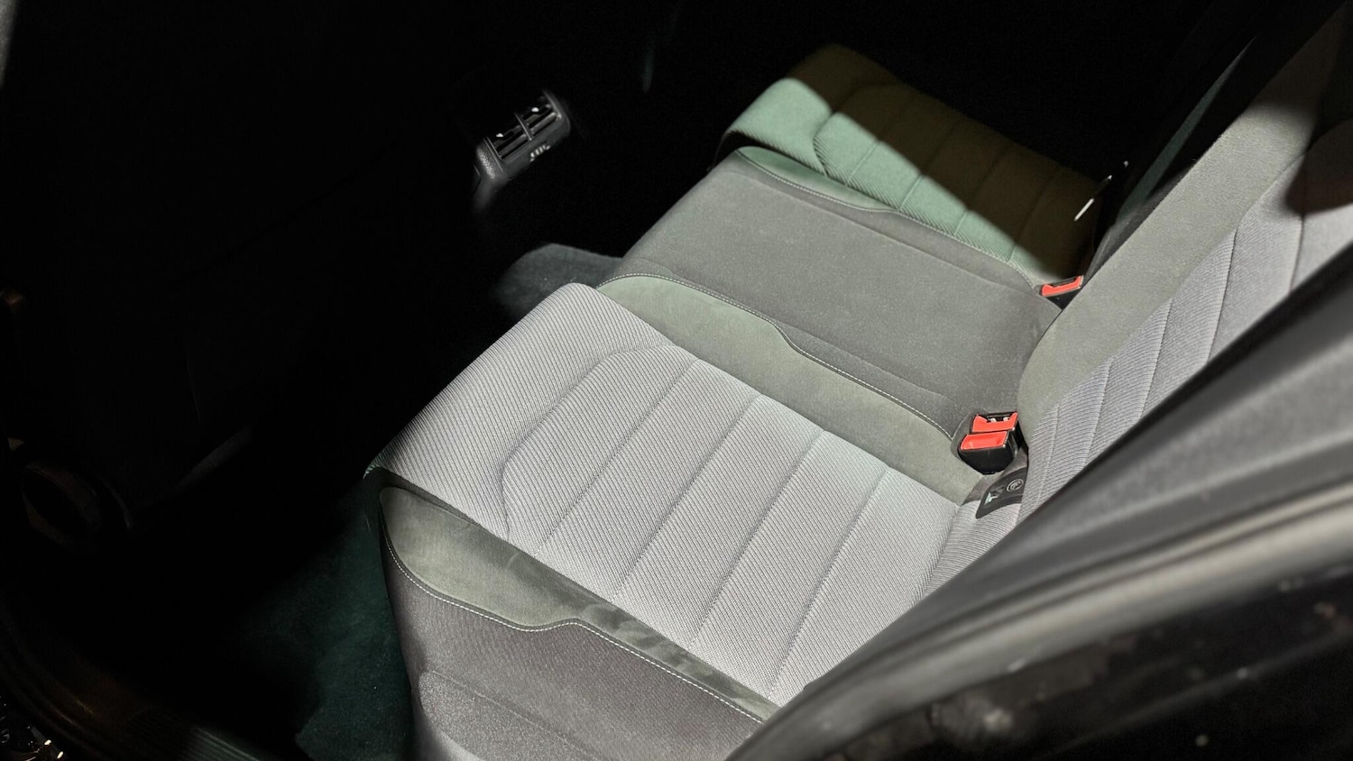 Used Volkswagen Golf 2016 for sale - 77191863: Photo 40