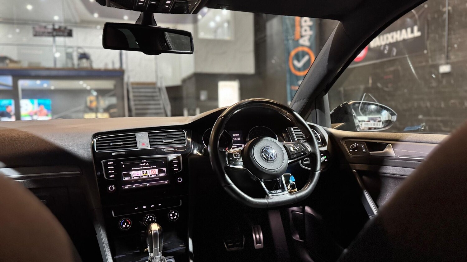 Used Volkswagen Golf 2016 for sale - 77191863: Photo 42