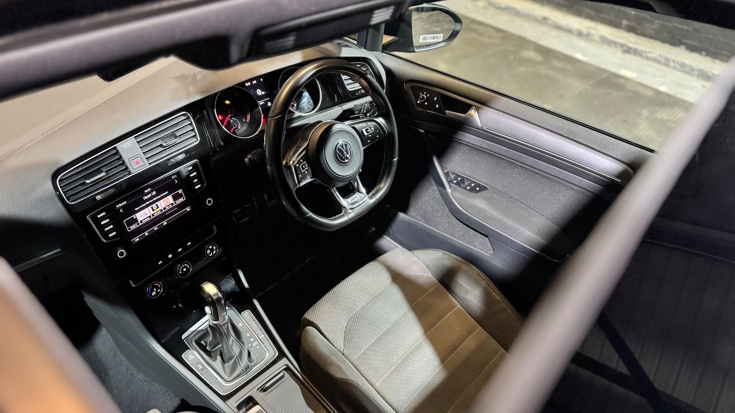 Used Volkswagen Golf 2016 for sale - 77191863: Photo 5