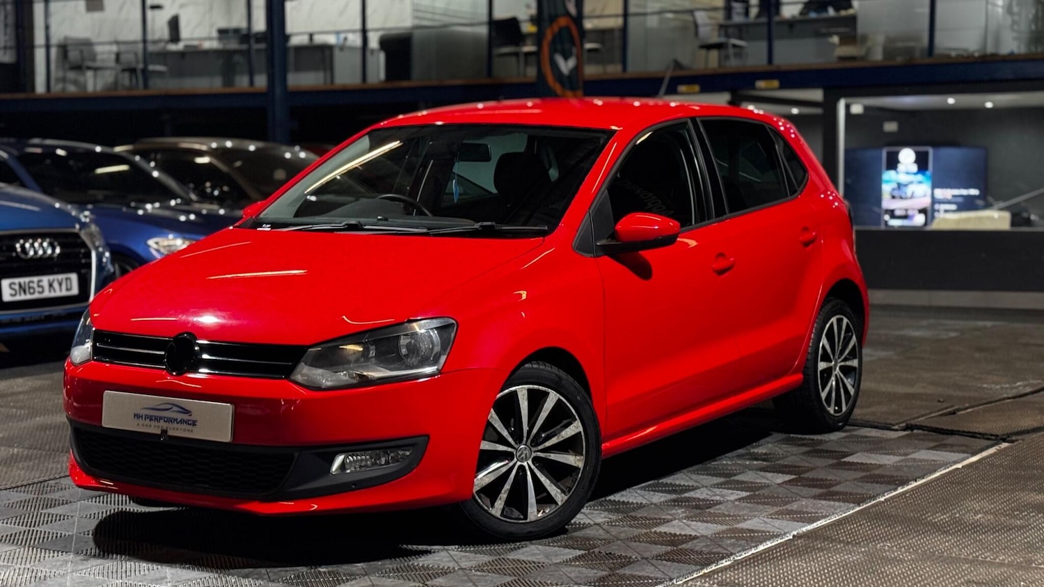 Used Volkswagen Polo 2012 for sale - 76976310: Photo 1