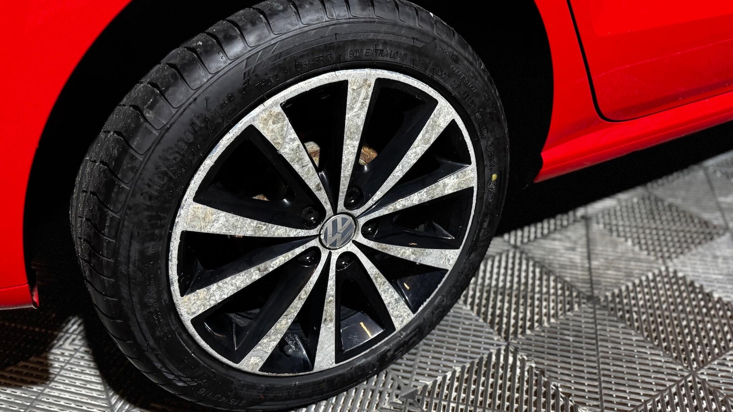 Used Volkswagen Polo 2012 for sale - 76976310: Photo 36