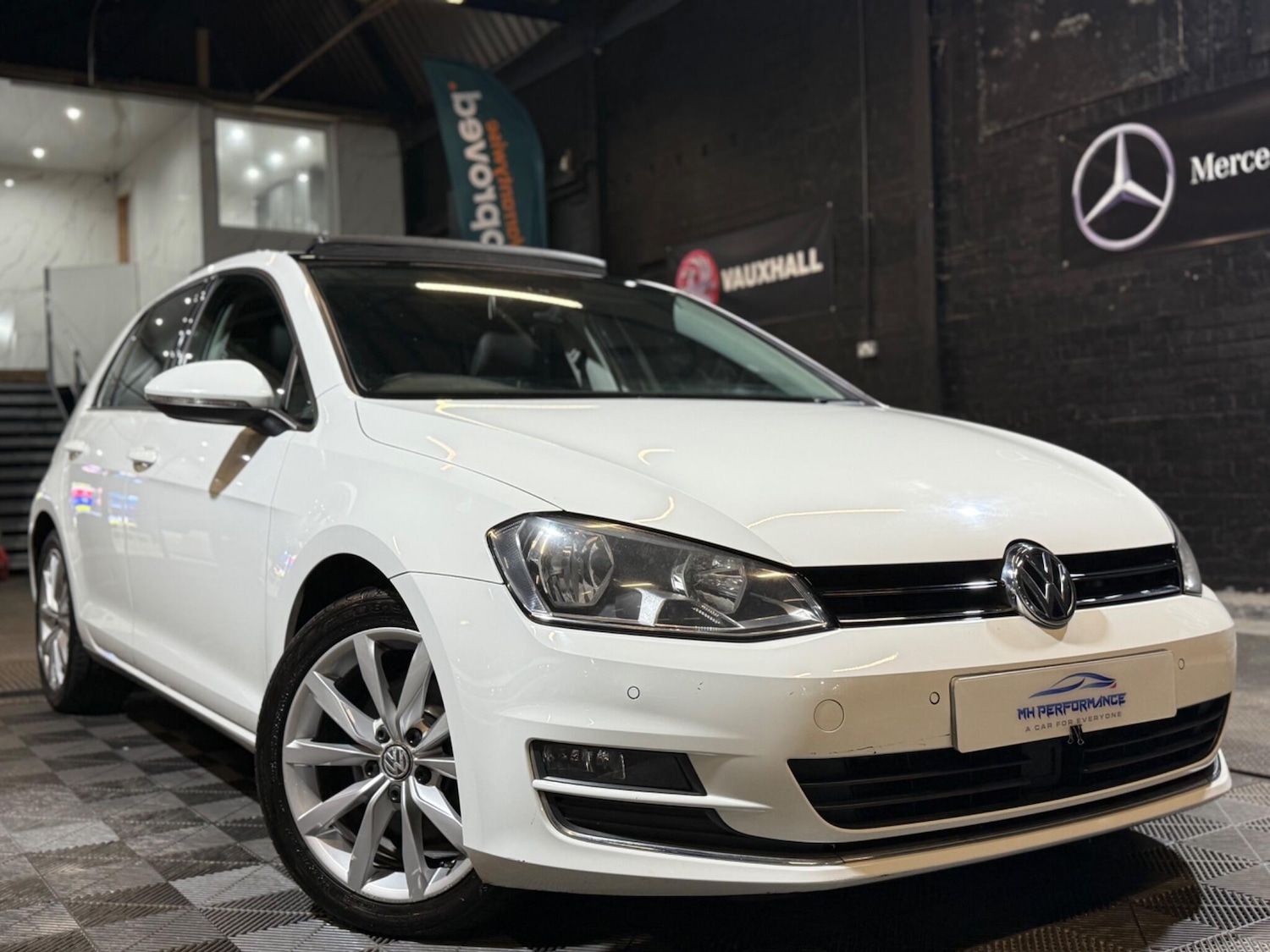 Used Volkswagen Golf 2014 for sale - 76850297: Photo 11