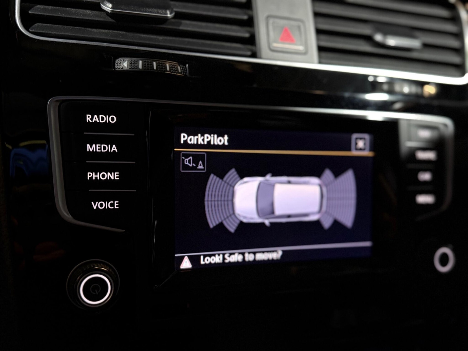 Used Volkswagen Golf 2014 for sale - 76850297: Photo 21