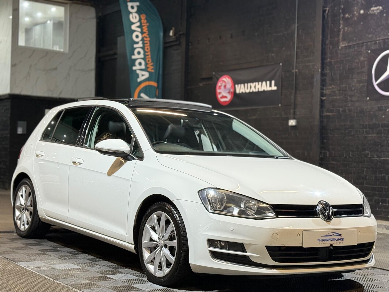 Used Volkswagen Golf 2014 for sale - 76850297: Photo 22