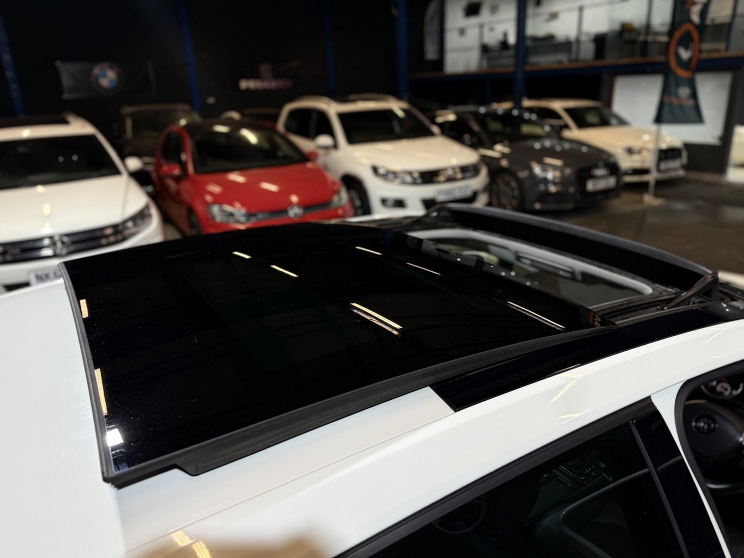 Used Volkswagen Golf 2014 for sale - 76850297: Photo 27