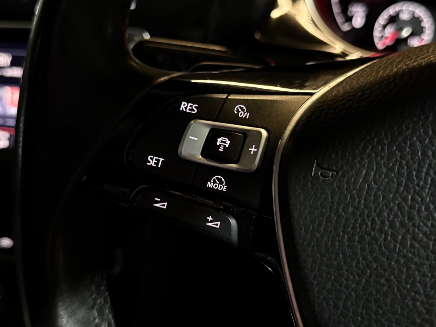 Used Volkswagen Golf 2014 for sale - 76850297: Photo 34