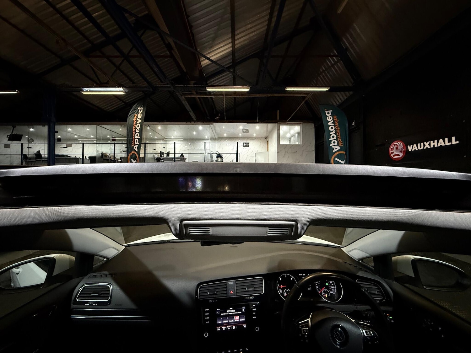 Used Volkswagen Golf 2014 for sale - 76850297: Photo 52