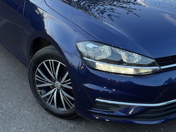 Used Volkswagen Golf 2017 for sale - 79483951: Photo
