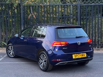 Used Volkswagen Golf 2017 for sale - 79483951: Photo