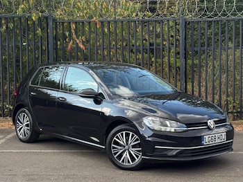 Used Volkswagen Golf 2018 for sale - 79609811: Photo