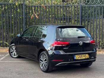 Used Volkswagen Golf 2018 for sale - 79609811: Photo