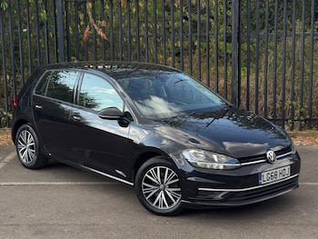 Used Volkswagen Golf 2018 for sale - 79609811: Photo