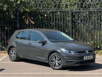Used Volkswagen Golf 2018 for sale - 79093429: Photo