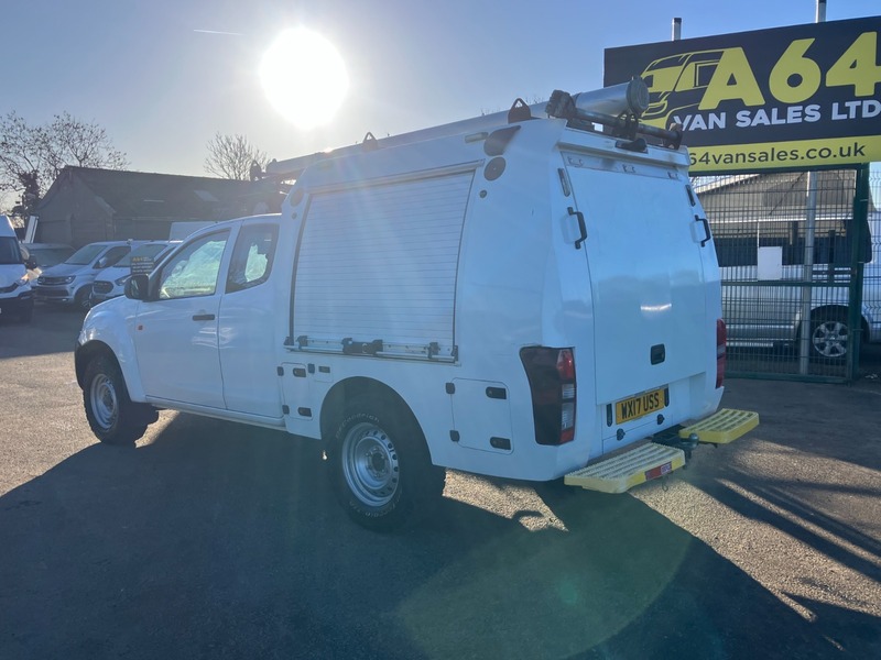 Used Isuzu D-Max 2017 for sale - 77107355: Photo 3