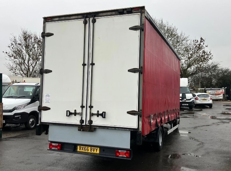 Used Iveco Daily 2016 for sale - 77766086: Photo 5