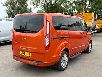 Used Ford Tourneo Custom 2019 for sale - 79254707: Photo