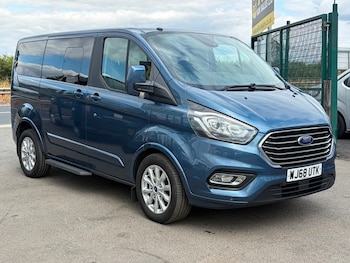 Used Ford Tourneo Custom 2018 for sale - 79476467: Photo