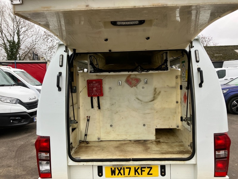 Used Isuzu D-Max 2017 for sale - 77049162: Photo 13