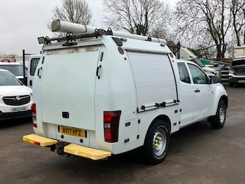 Used Isuzu D-Max 2017 for sale - 77049162: Photo
