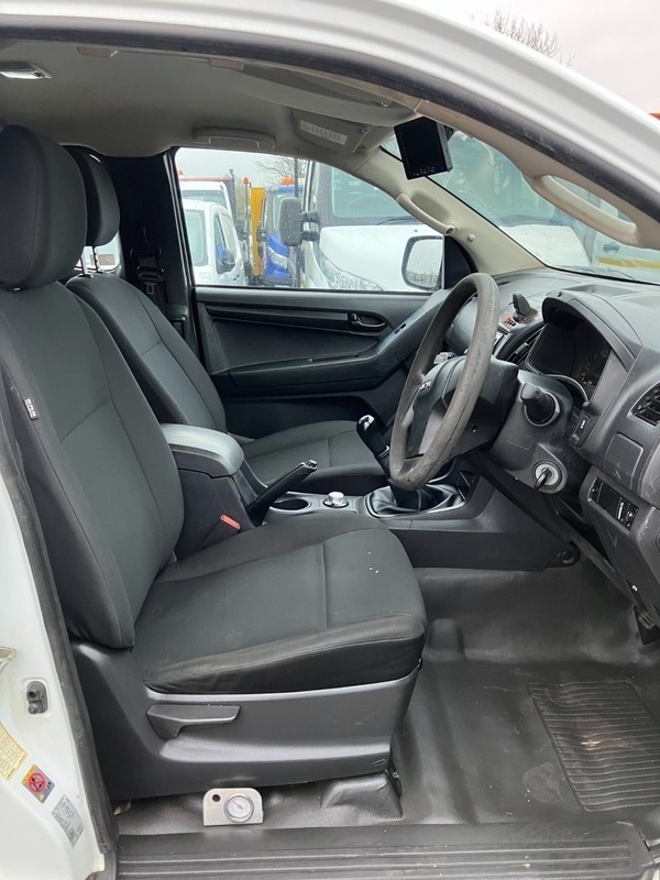 Used Isuzu D-Max 2017 for sale - 77049162: Photo 6