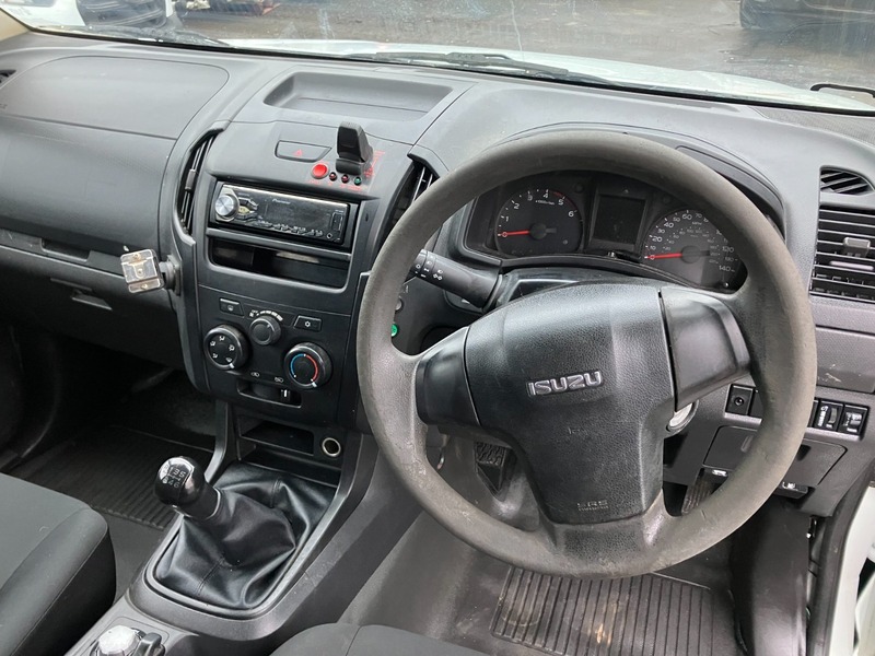 Used Isuzu D-Max 2017 for sale - 77049162: Photo 8