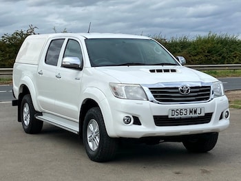 Toyota - Hilux