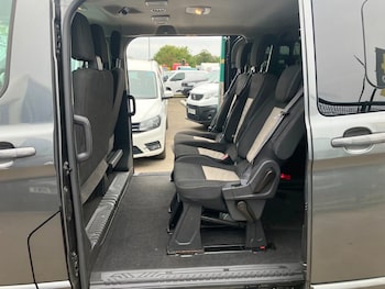 Used Ford Tourneo Custom 2017 for sale - 76081480: Photo