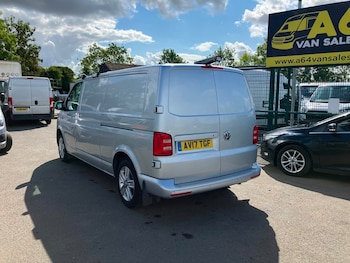 Used Volkswagen Transporter 2017 for sale - 78931724: Photo