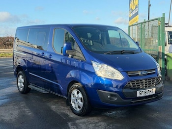 Used Ford Tourneo Custom 2018 for sale - 76910810: Photo