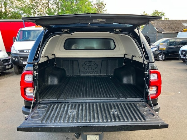 Used Toyota Hilux 2022 for sale - 76148465: Photo 11