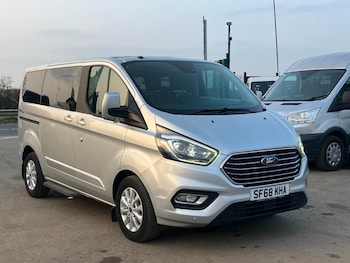 Used Ford Tourneo Custom 2018 for sale - 77781259: Photo