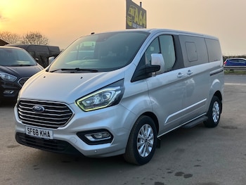 Used Ford Tourneo Custom 2018 for sale - 77781259: Photo