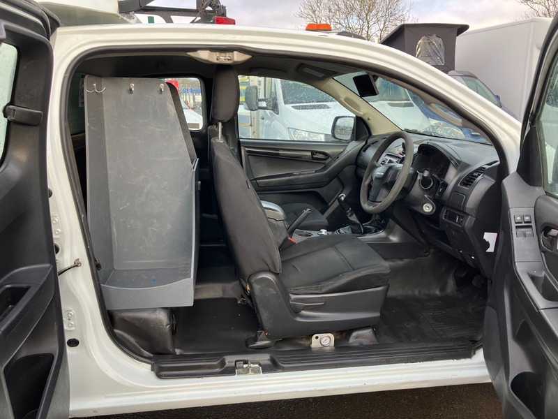 Used Isuzu D-Max 2017 for sale - 77236935: Photo 6