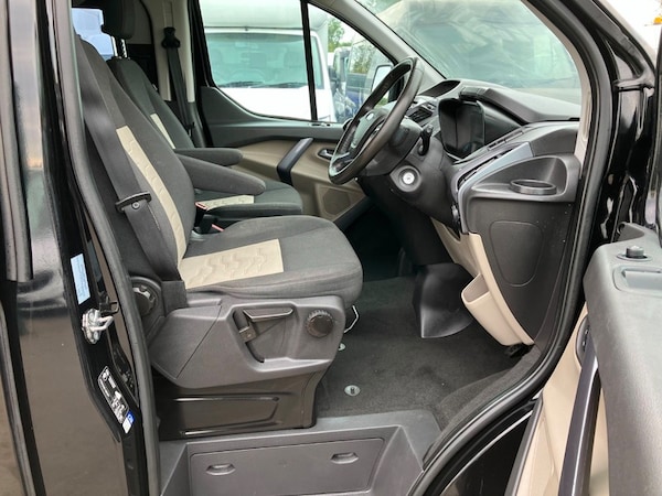 Used Ford Tourneo Custom 2018 for sale - 75676297: Photo 6