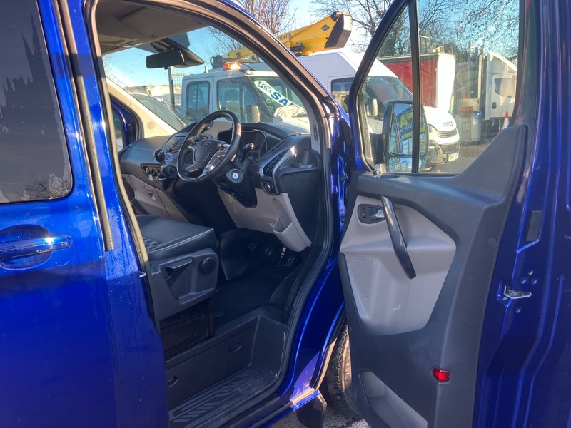 Used Ford Tourneo Custom 2018 for sale - 77477946: Photo 4