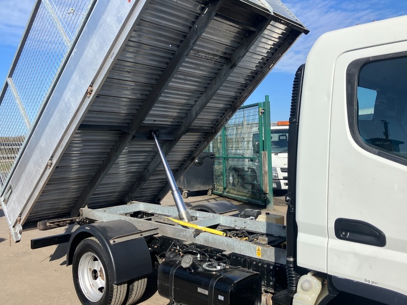 Used Mitsubishi Canter 2015 for sale - 77749350: Photo 9