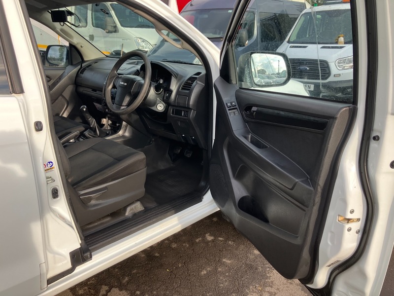 Used Isuzu D-Max 2015 for sale - 76357171: Photo 5